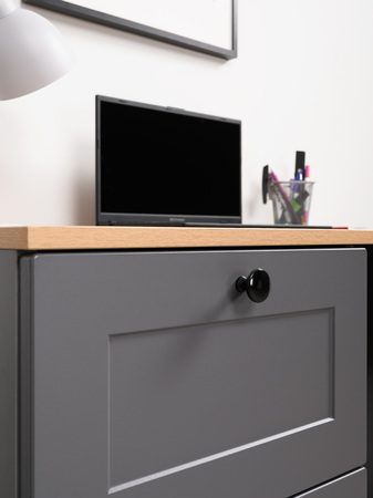 Стол письменный Остин 12.159 серый графит 0162 РЕ, дуб золотой CRAFT, графит ZB 856-2 ПВХ, сборка на любую сторону